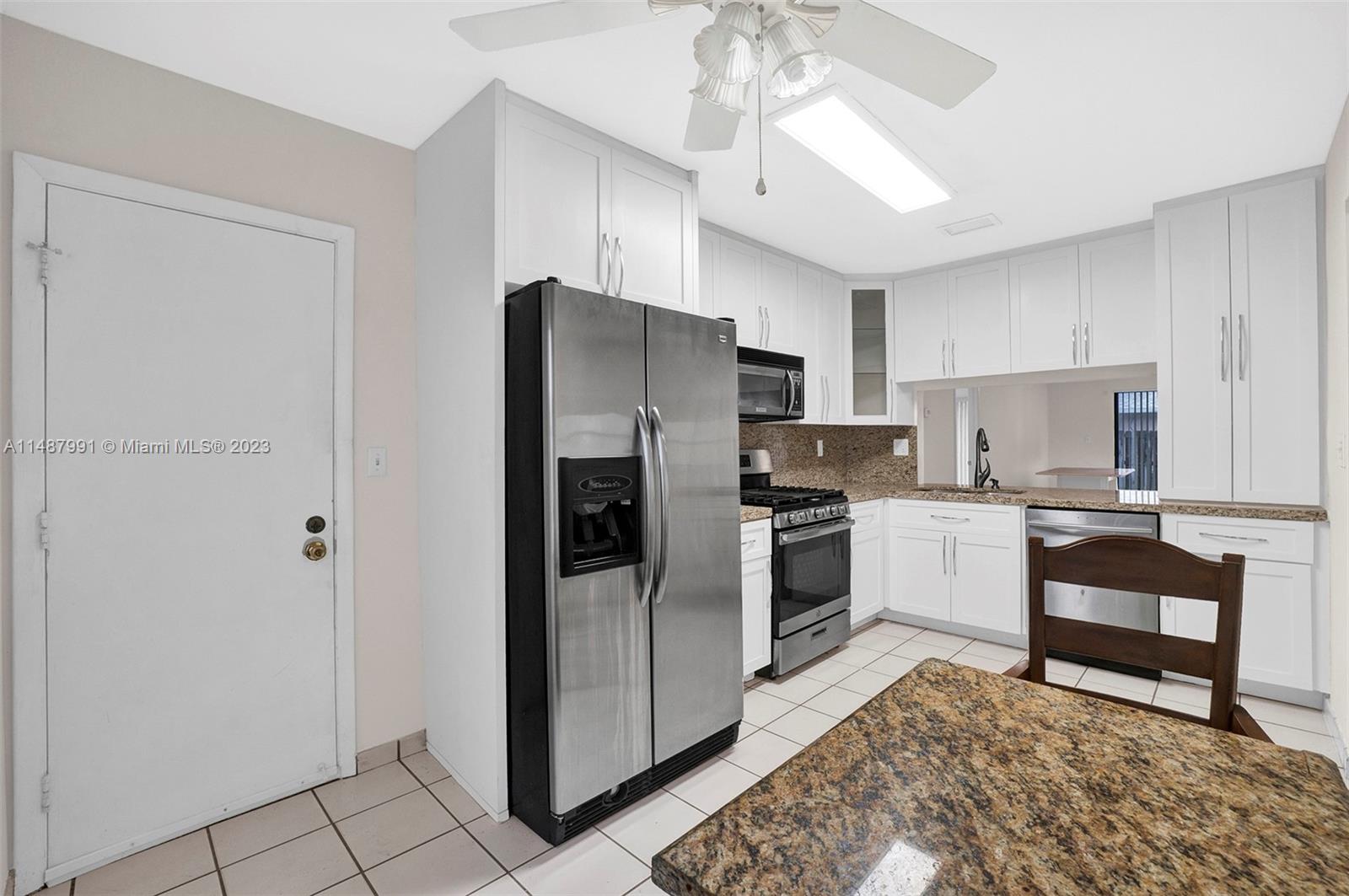 EDGEWATER PARK - Residential