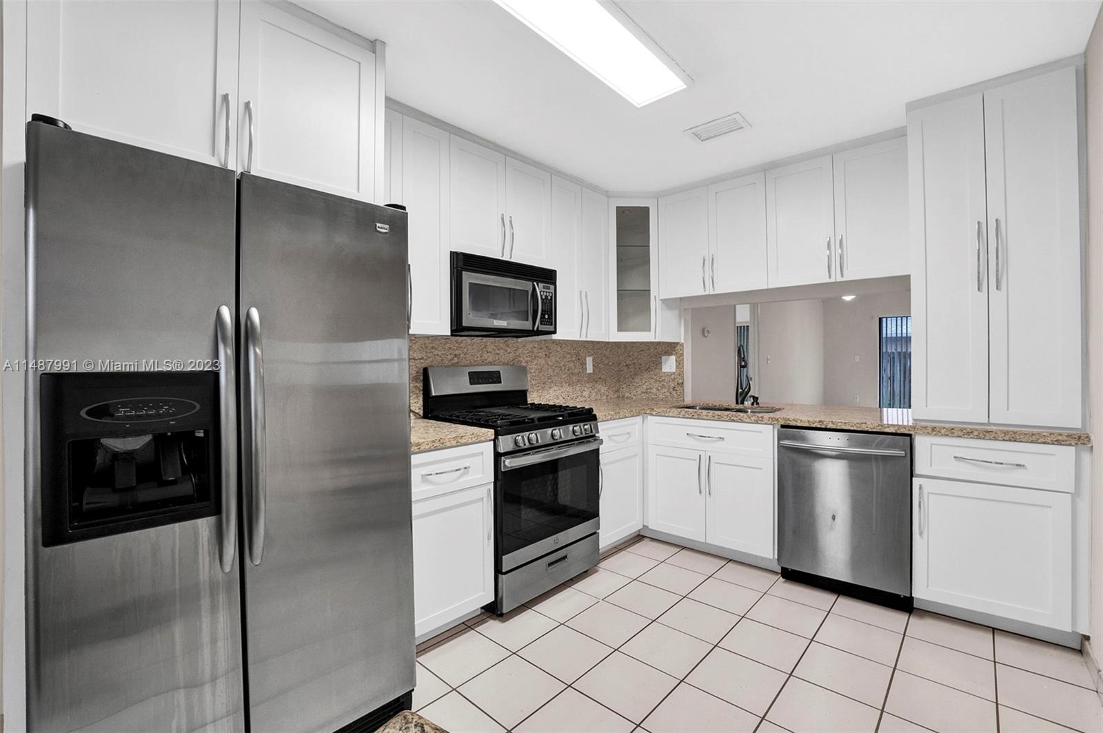 EDGEWATER PARK - Residential
