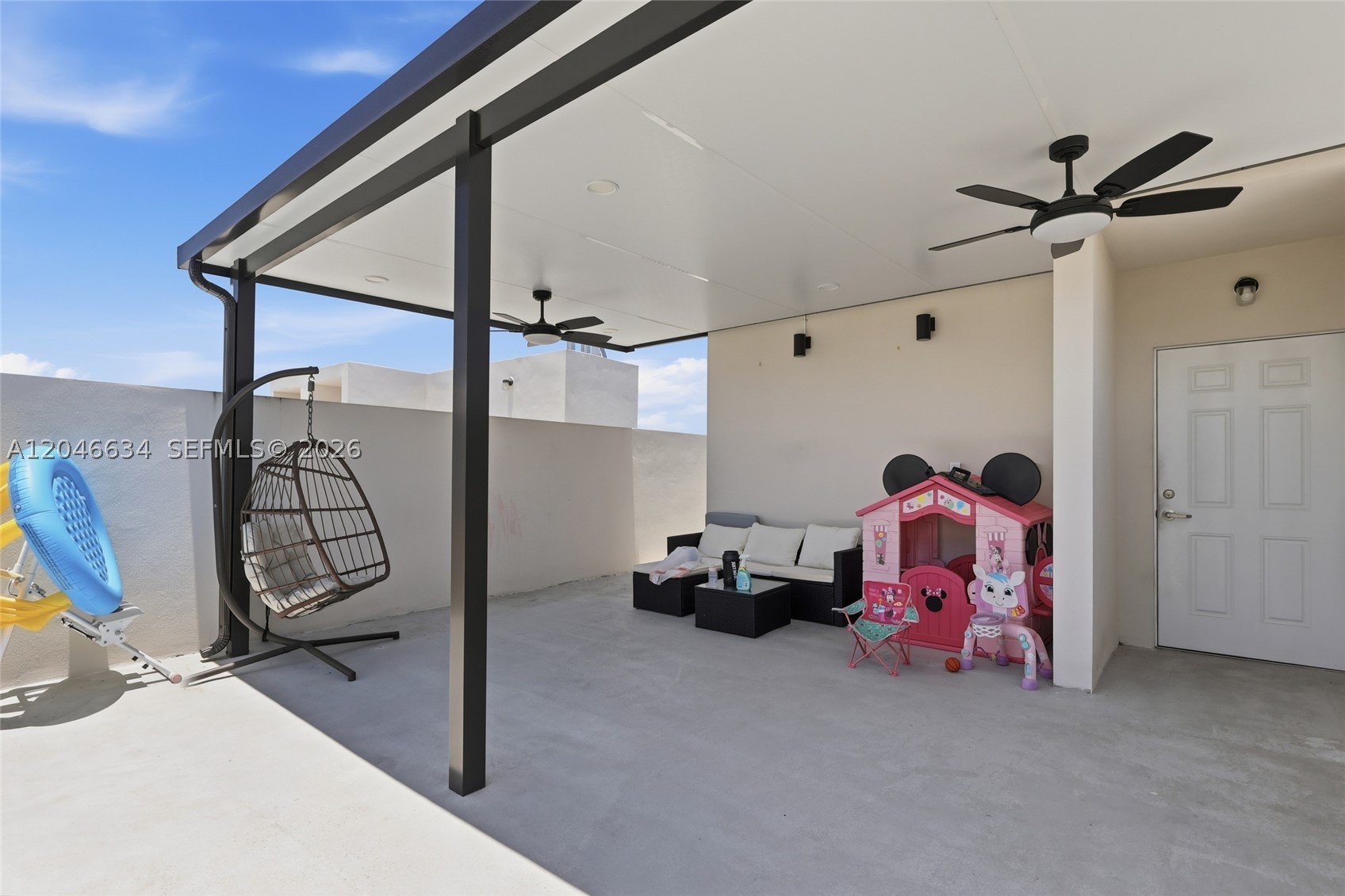 PARADISE ONE - Residential