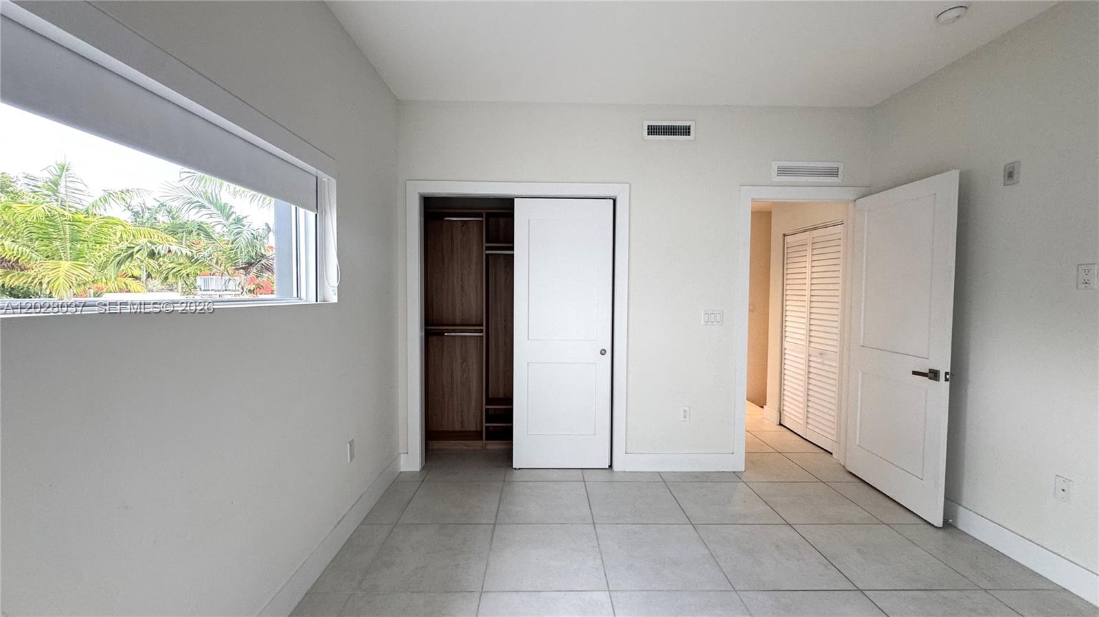 OCEAN BEACH ADDN NO 3 - Residential Lease