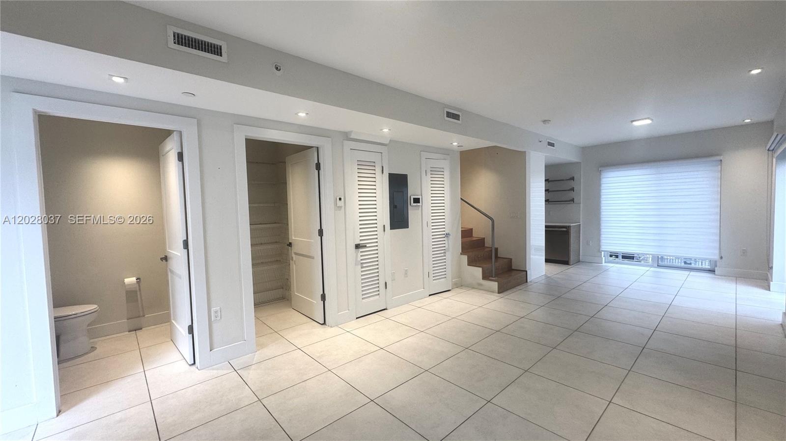 OCEAN BEACH ADDN NO 3 - Residential Lease