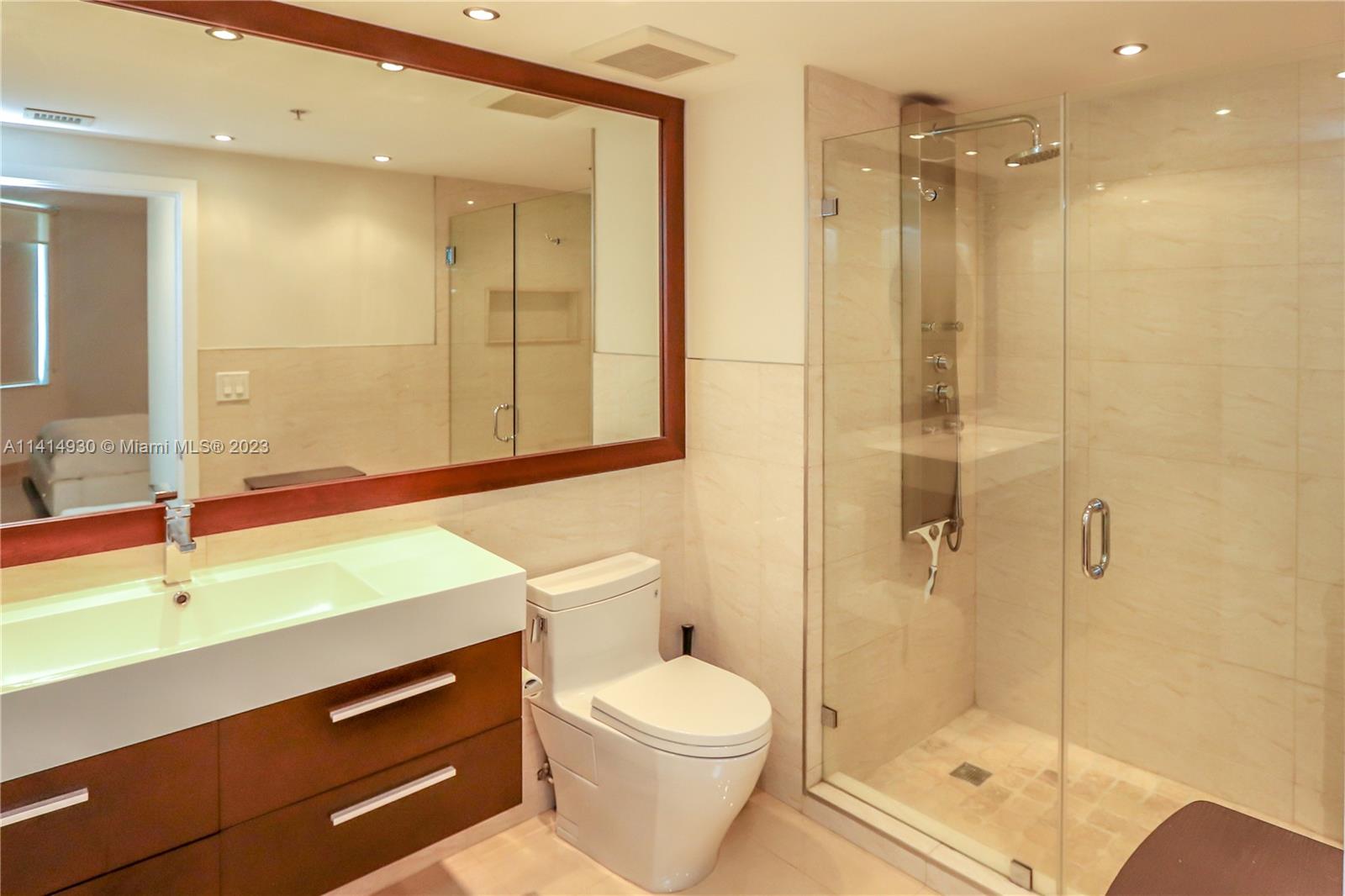 ONE MIAMI EAST CONDO - Residential Lease