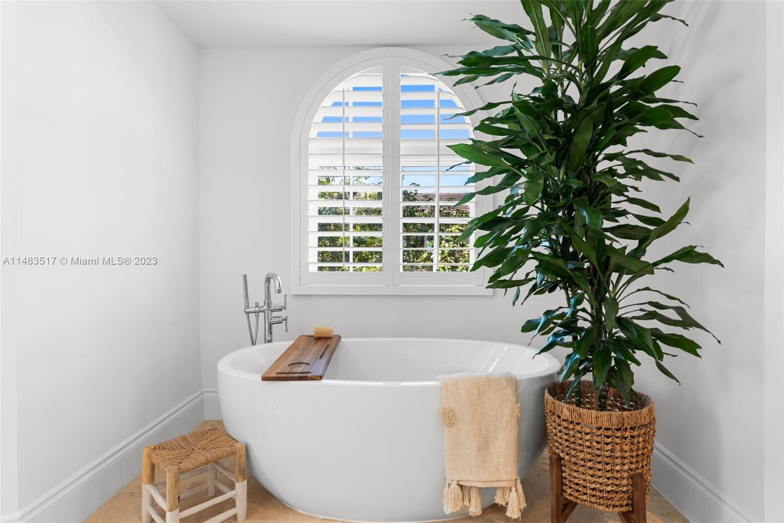 GABLES ESTATES NO 3 - Residential