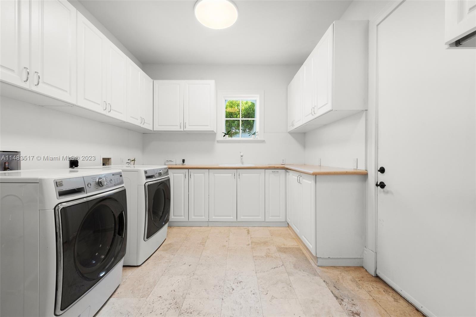 GABLES ESTATES NO 3 - Residential