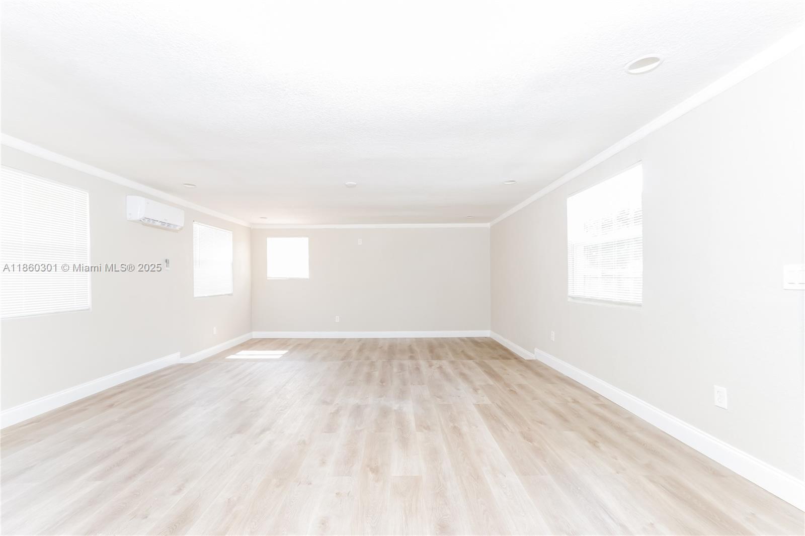 LANTANA HEIGHTS - Residential Lease