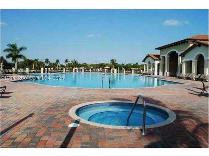 THE SHORES CONDO NO 2 - Residential Lease