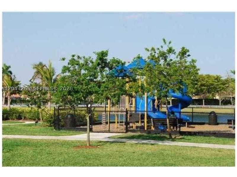 THE SHORES CONDO NO 2 - Residential Lease