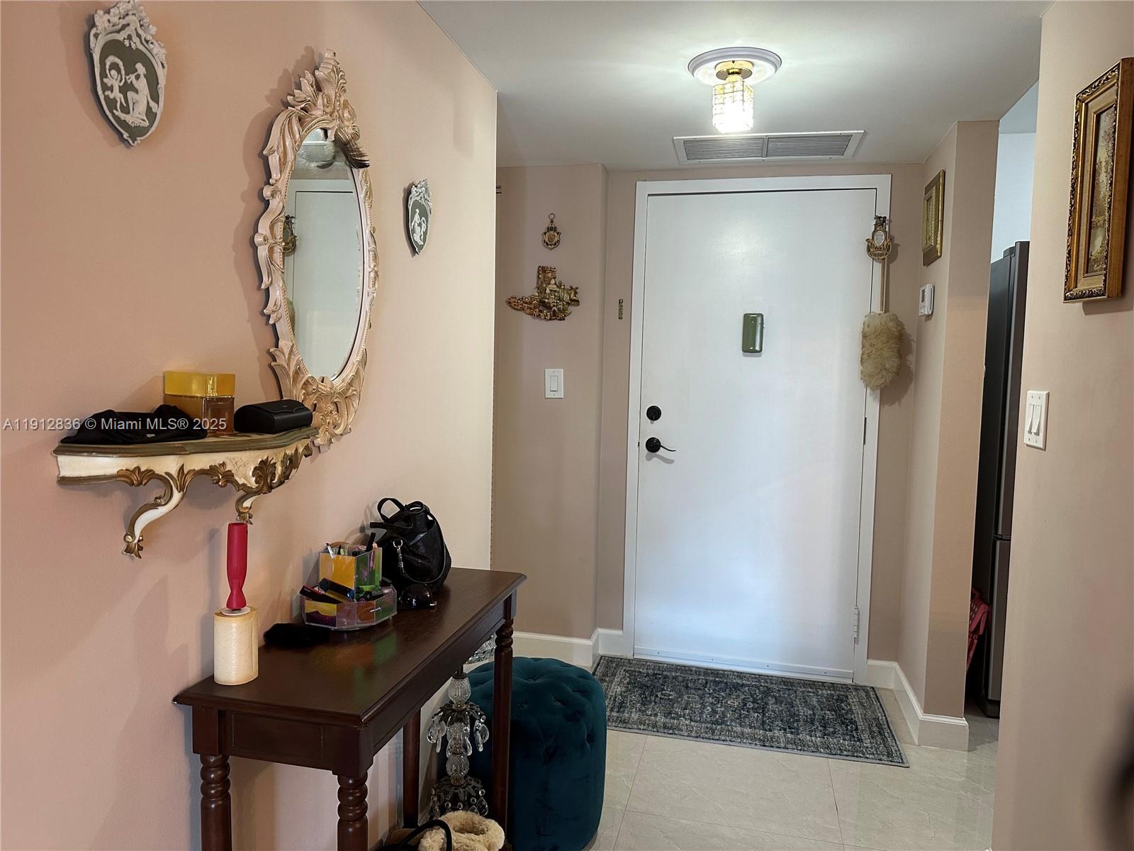 FANTASTIC UNIT OCEAN VIEW TOTALLY RENOVATED 1 BED/2 BATH ,BUILDING LOCATED JUST ACROSS CITY BEACH WITH PLAY GROUNDS.EXELENT FOR VACATION HOME,FLEX FOR RENTAL POLICY .PARKING GARAGE UNDER GROUND.BOAT ACTIVITY WITH DOCK PLACE.UNIT FULL RENOTED WITH MARBLE ALL OVER,IMPACT, WINDOWS,2 YEARS OLD A/C AND HEATER,OPEN KITCHEN,WALK IN CLOSETS.ITERNET,CABLE INCLUD IN MAINT FEE,CLOSE TO MALLS,RESTORANS,AIROPORT.BECAME SUNSHINE STATE MEMBER.