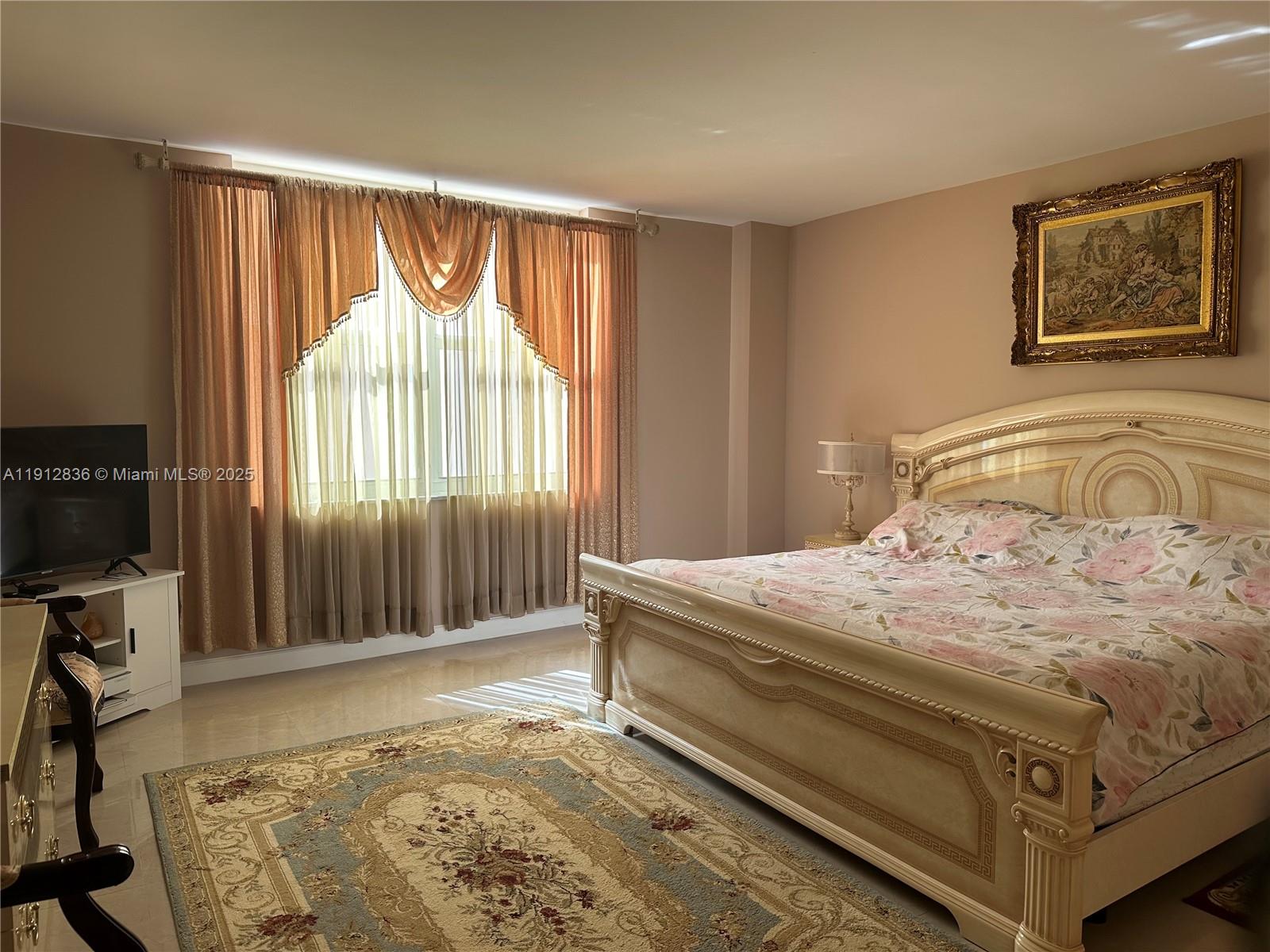 PRINCE GEORGE ARMS CONDO - Residential