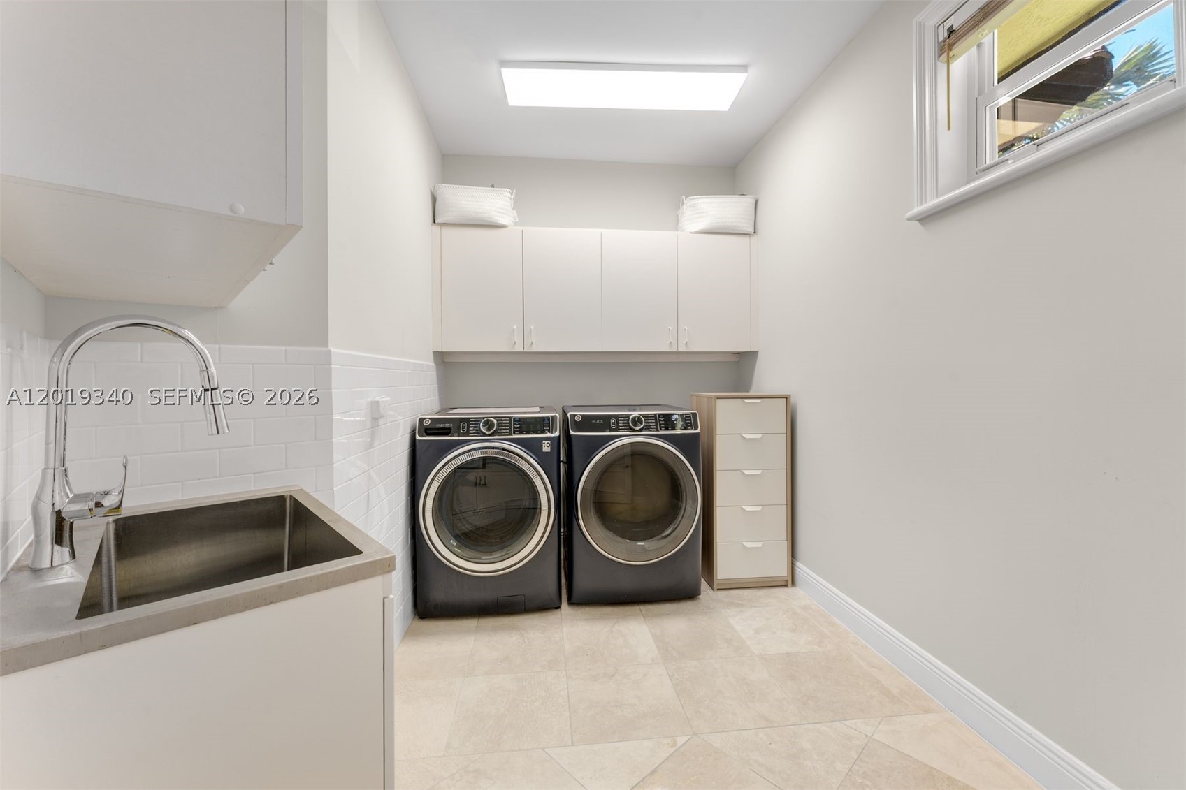 ROCKDALE ESTATES - Residential