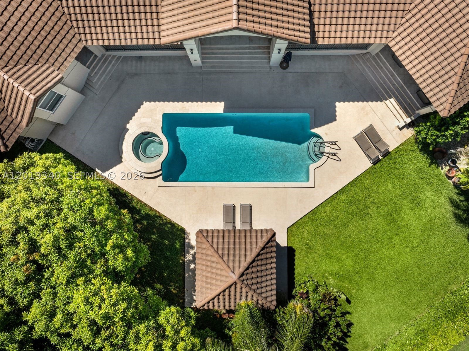 ROCKDALE ESTATES - Residential