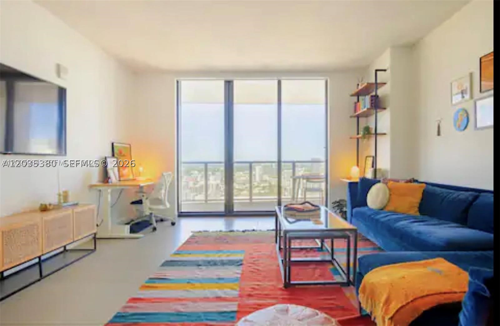 CANVAS CONDO - Residential Lease