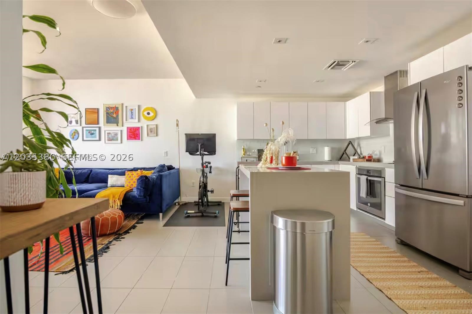 CANVAS CONDO - Residential Lease