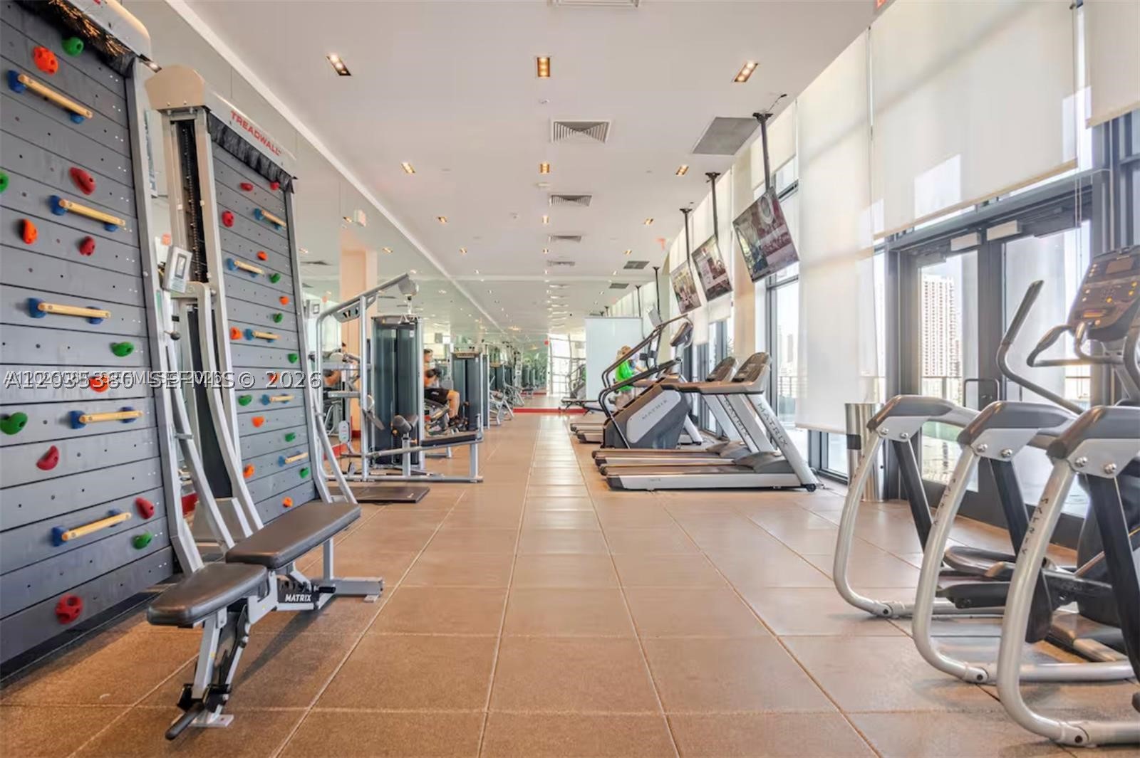 CANVAS CONDO - Residential Lease