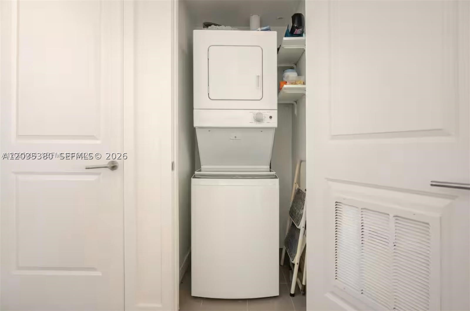 CANVAS CONDO - Residential Lease