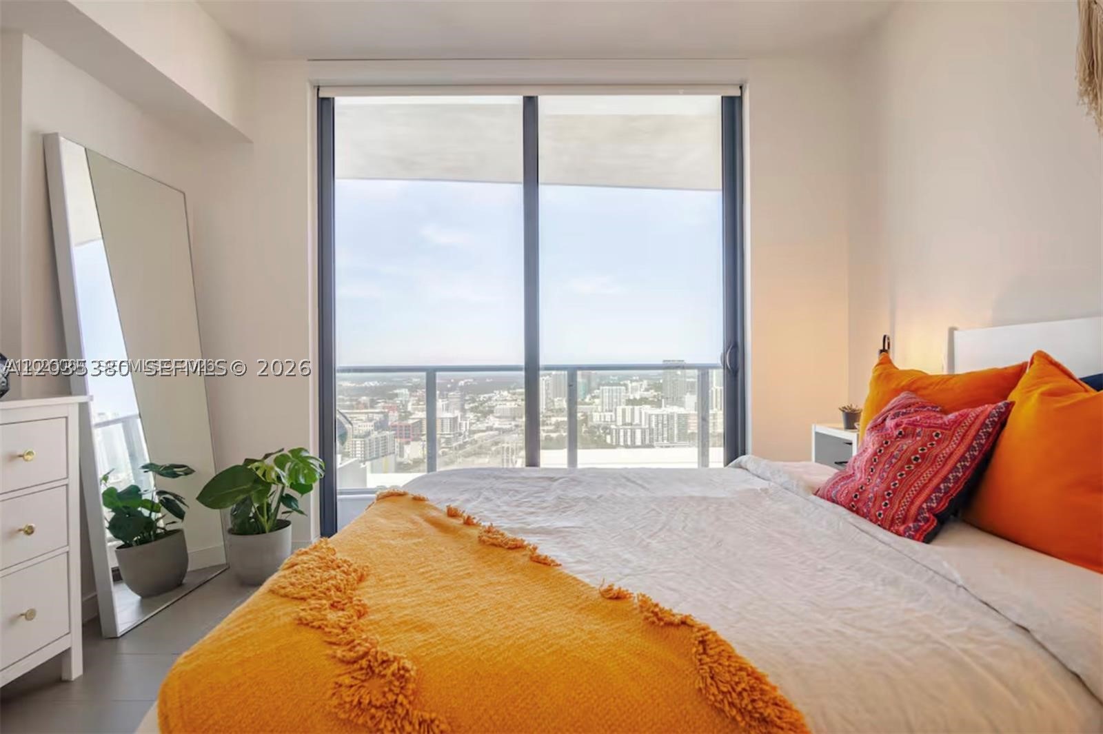 CANVAS CONDO - Residential Lease