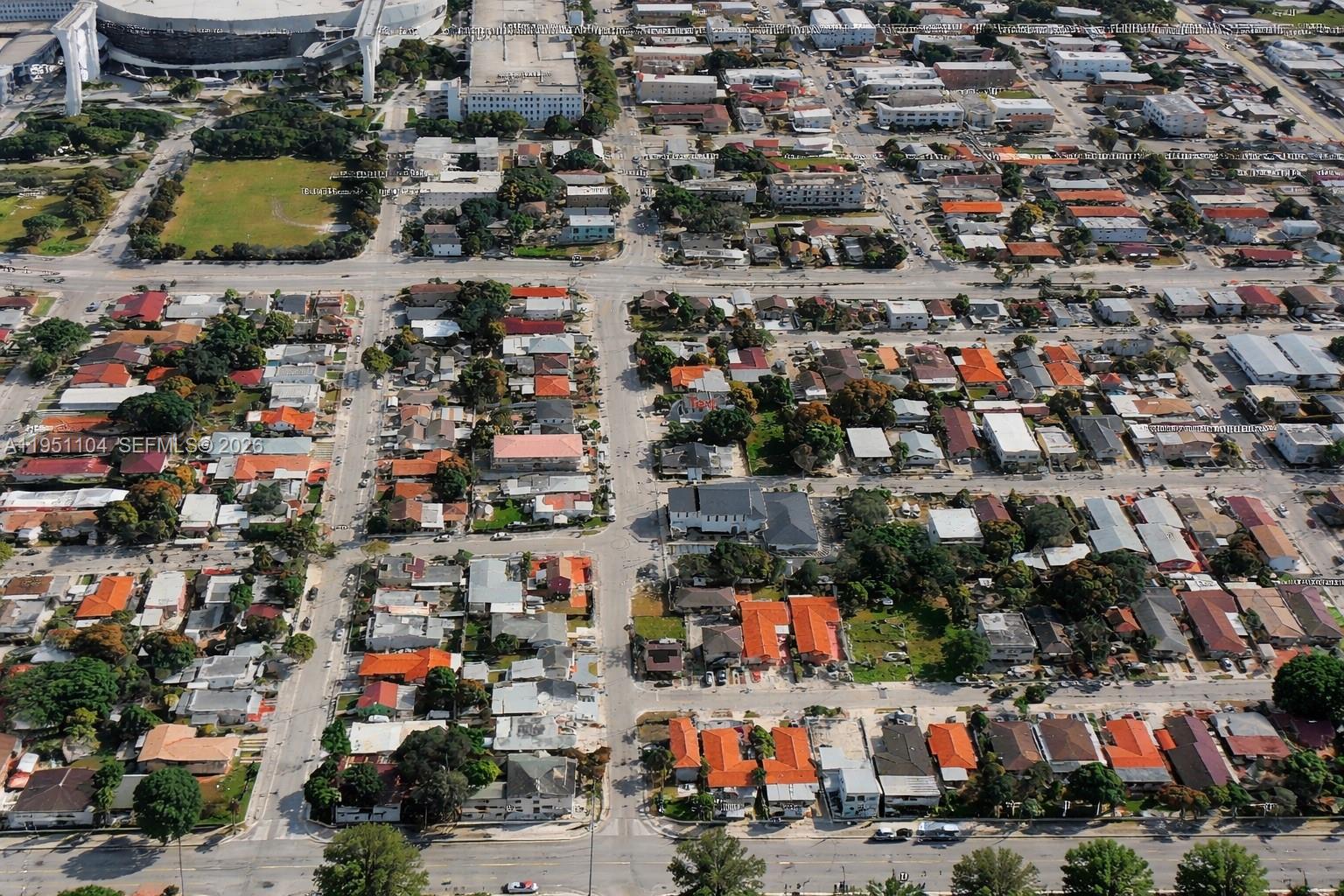 HILLCREST - Land
