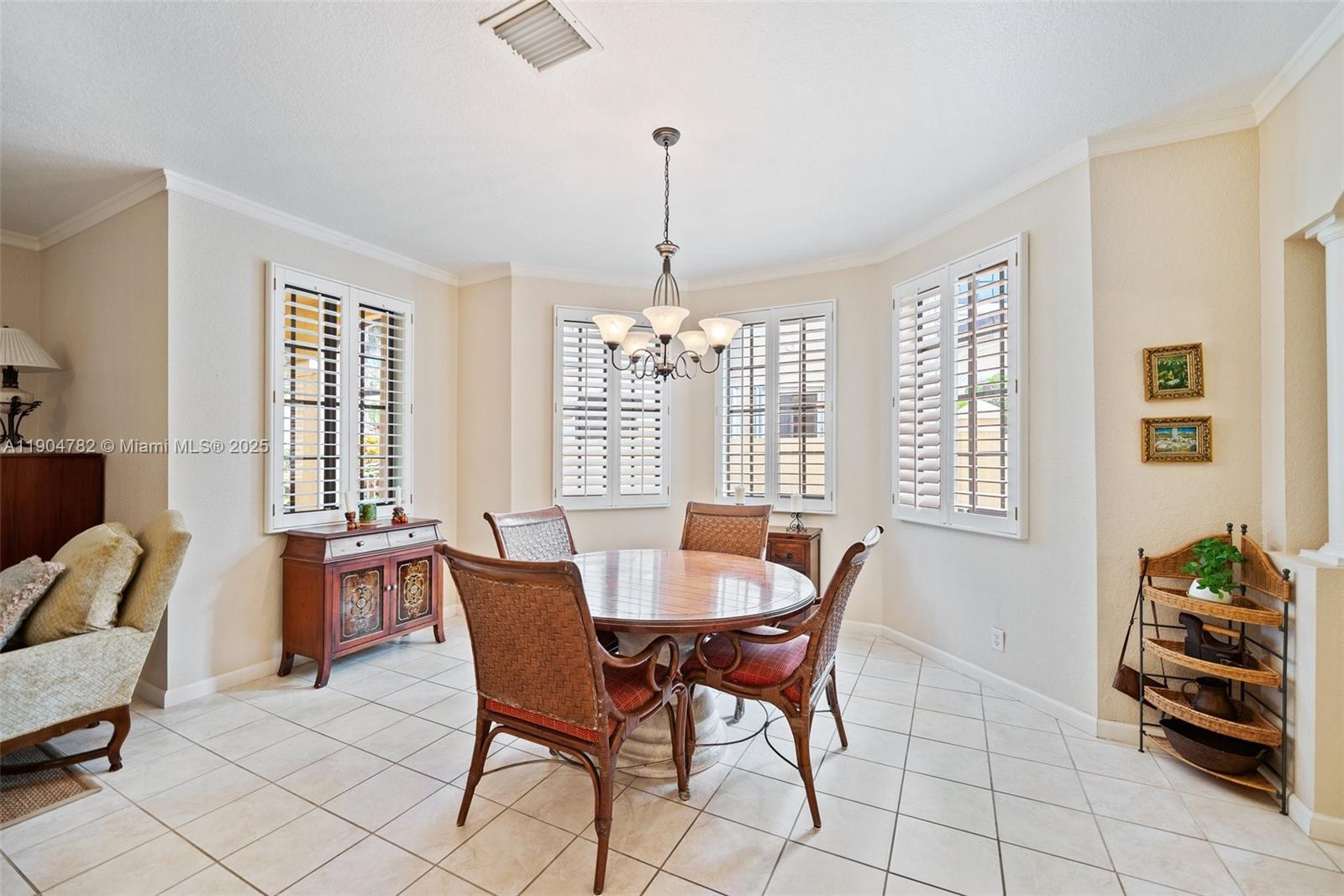 MARIPOSA POINTE AT WESTON - Residential