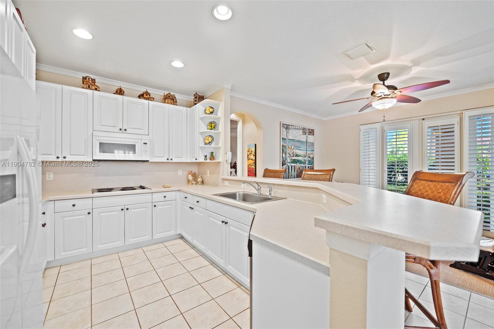 MARIPOSA POINTE AT WESTON - Residential