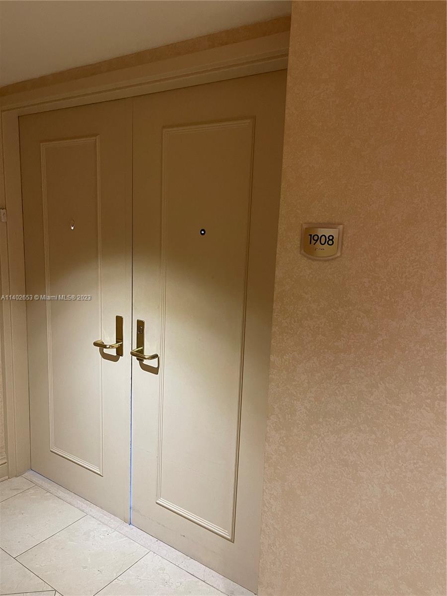 CAPOBELLA CONDOMINIUM - Residential Lease