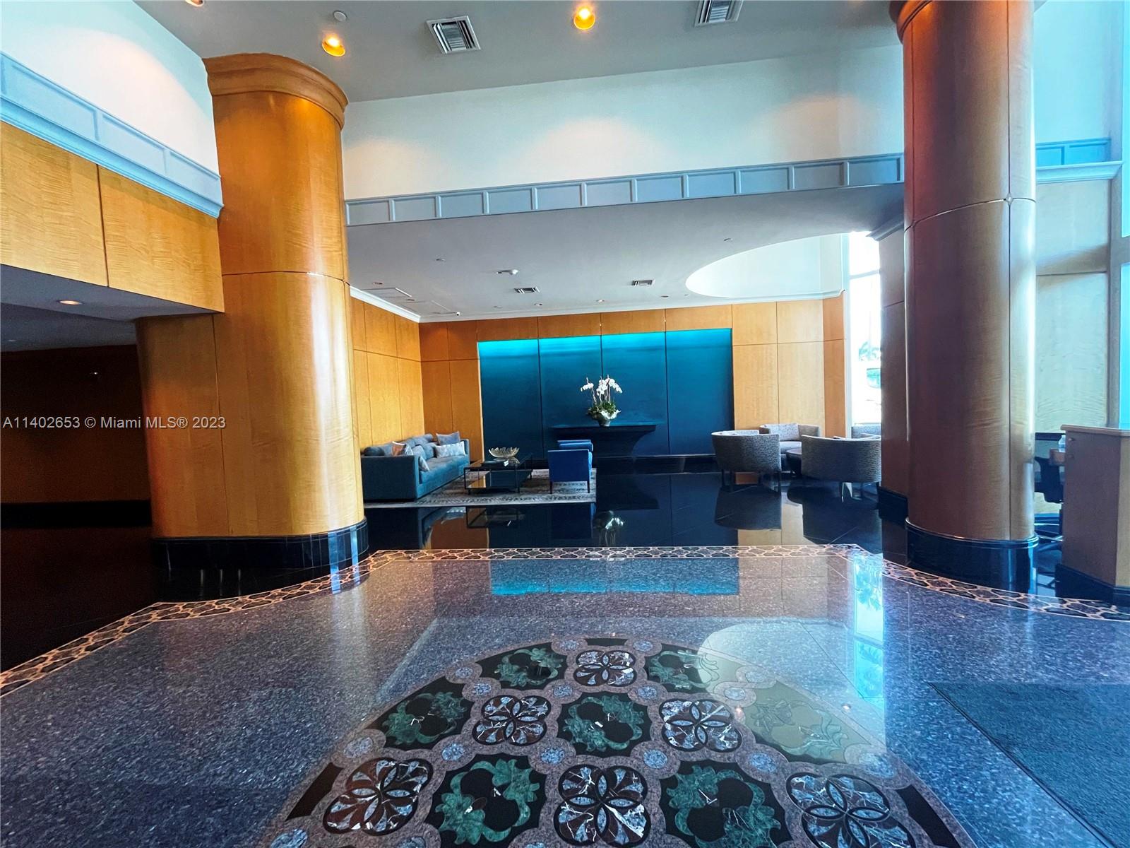CAPOBELLA CONDOMINIUM - Residential Lease