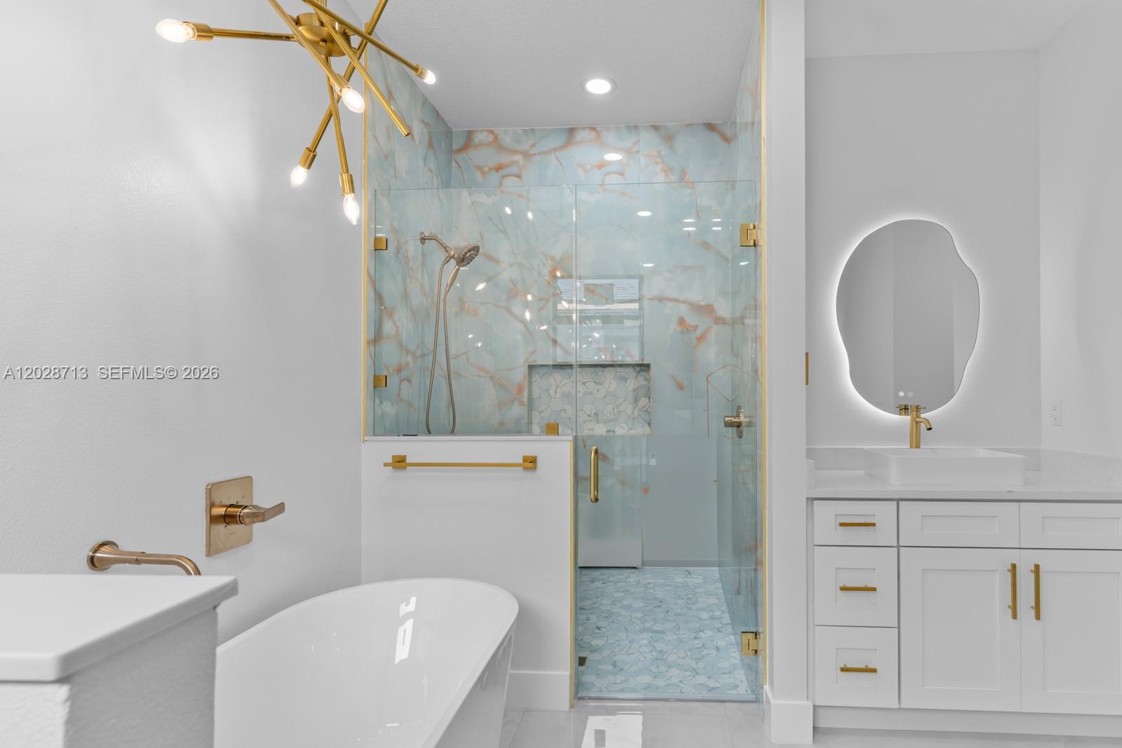 46S | HENDRY AND KNIGHTS A - Residential