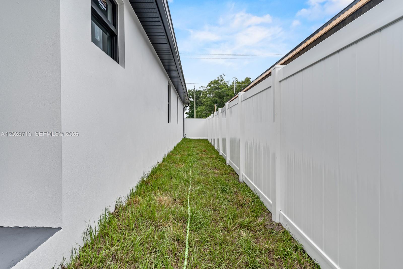 46S | HENDRY AND KNIGHTS A - Residential