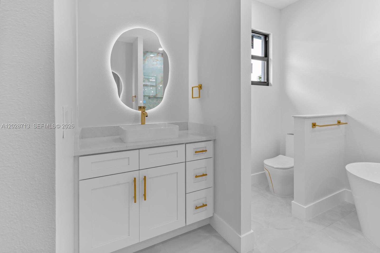 46S | HENDRY AND KNIGHTS A - Residential