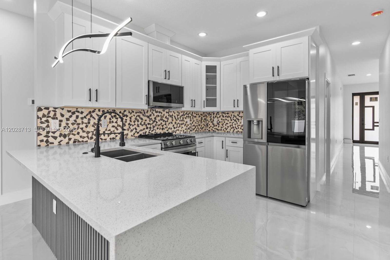 46S | HENDRY AND KNIGHTS A - Residential