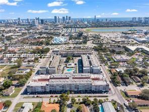 FIRST GULFSTREAM GARDEN - Residential