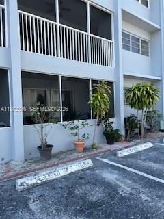 FIRST GULFSTREAM GARDEN - Residential