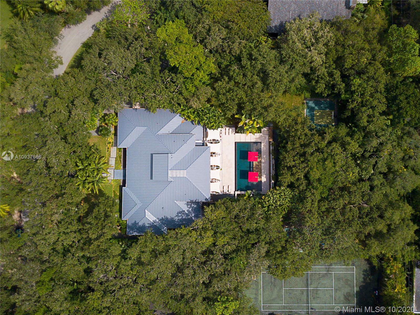 SNAPPER CREEK OAKS - Residential
