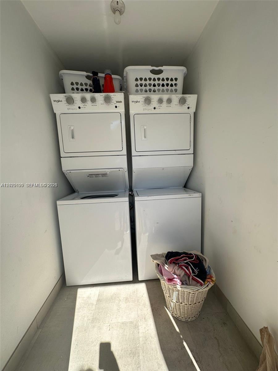 PARK HILL - Residential Lease