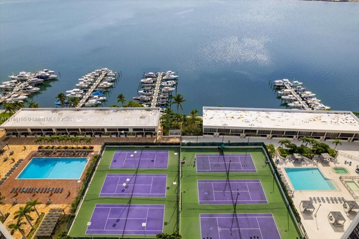 BRICKELL PLACE CONDO - Residential Lease