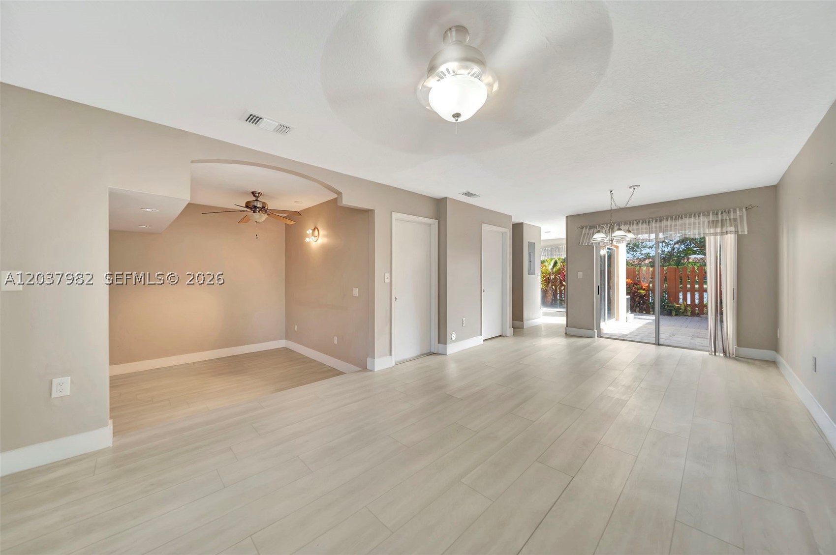 CARIBE LAKES PHASE II - Residential Lease