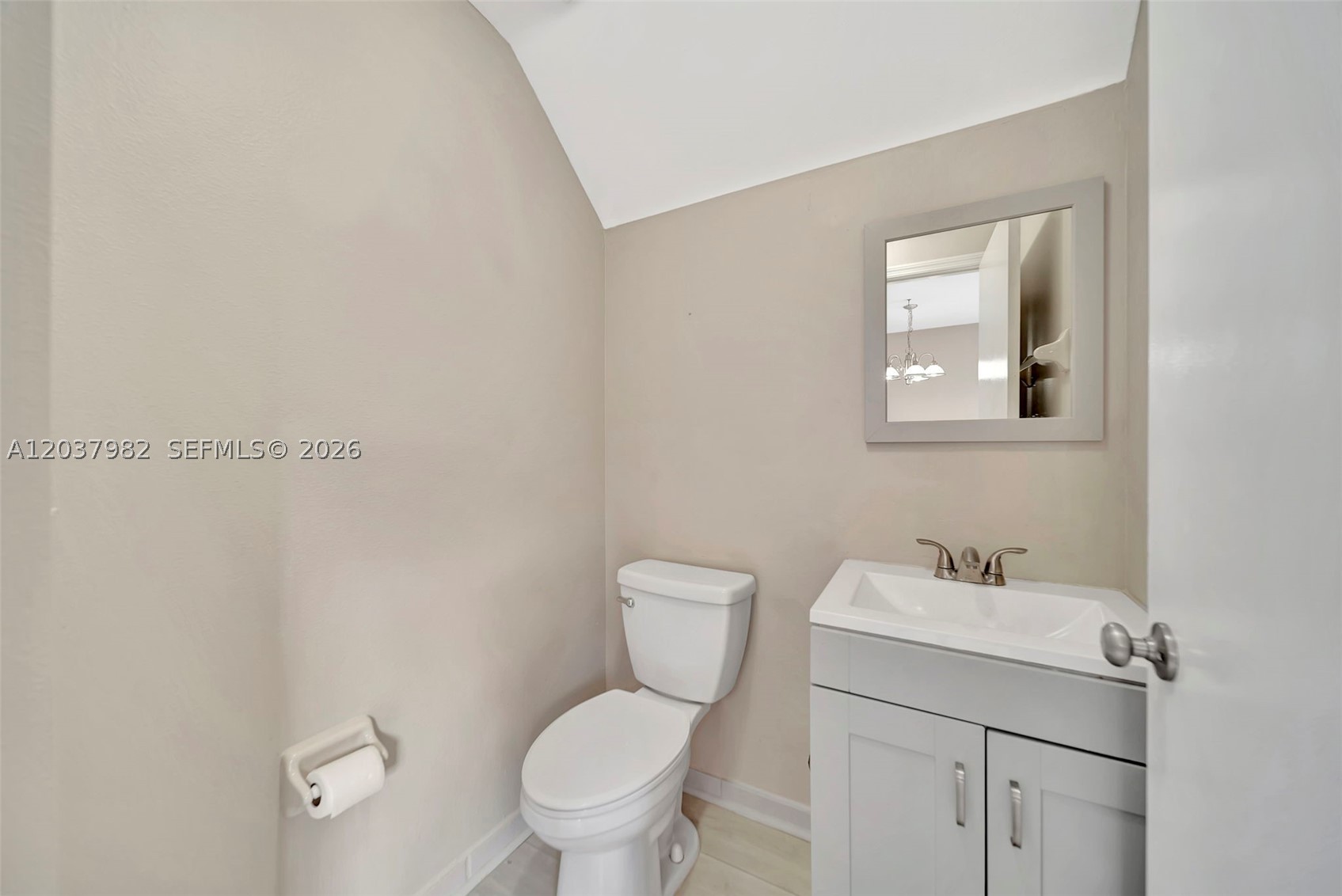 CARIBE LAKES PHASE II - Residential Lease