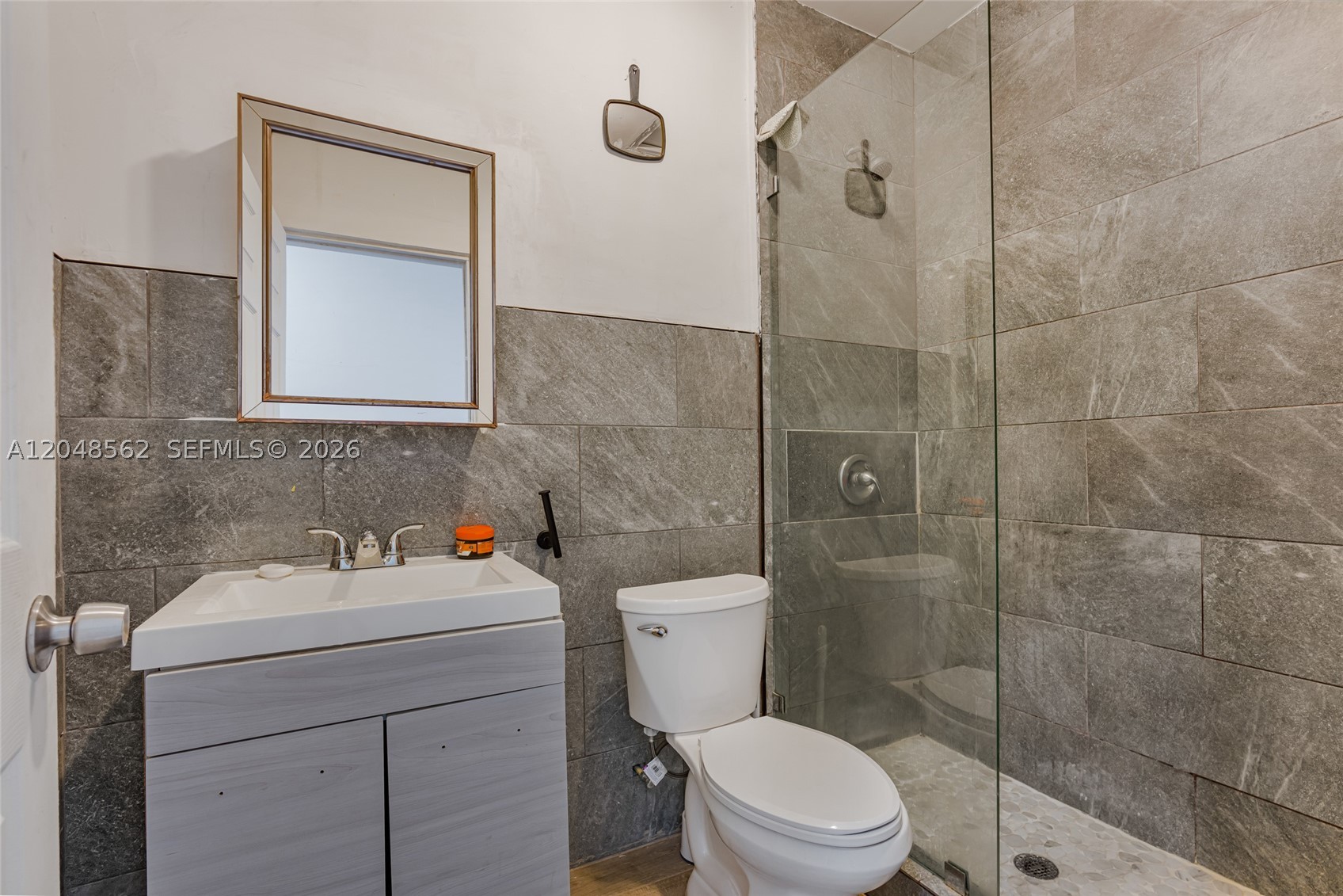GLENHAVEN - Residential Lease