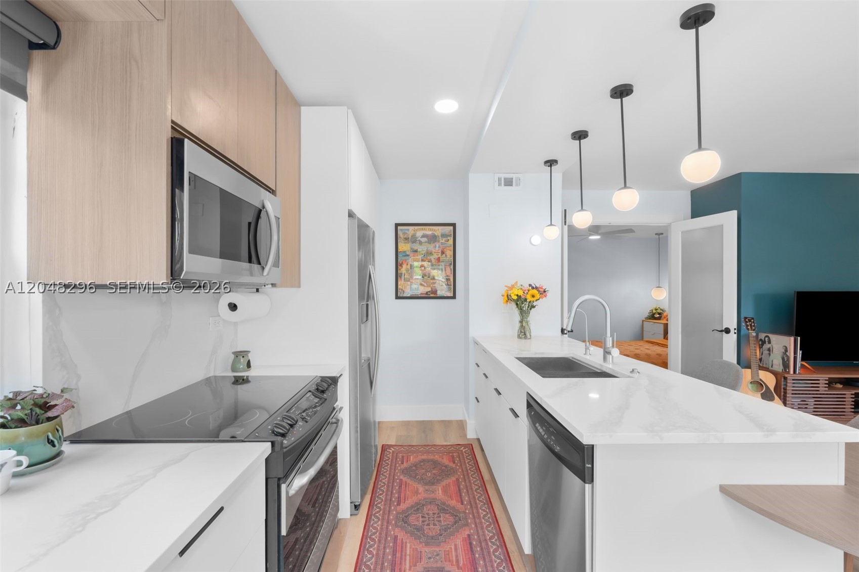 SEA BREEZE II CONDO - Residential