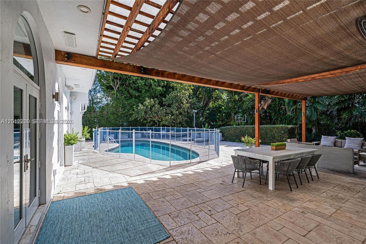 BAY POINT - Residential