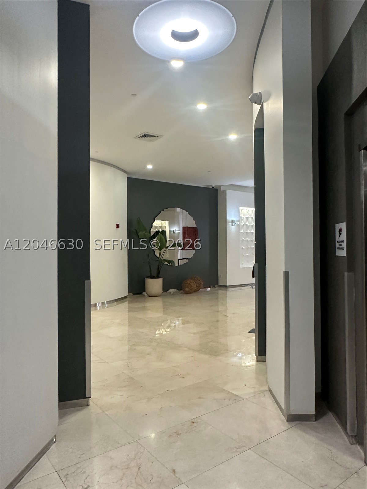 METROPOLIS II AT DADELAND - Residential Lease