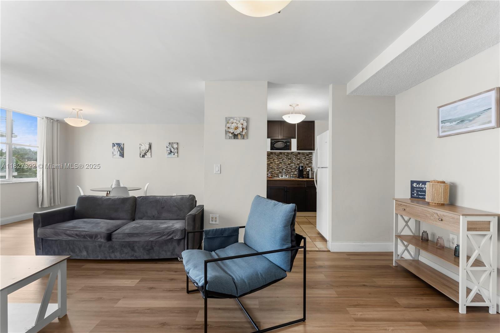 THIS 3RD FLOOR WATER VIEWS CONDO IS OFFERED FULLY FURNISHED, AND FEATURES A LARGE OPEN LAYOUT WITH BRIGHT NATURAL LIGHT FROM EVERY ROOM! 
ENJOY STUNNING VIEWS, SUNSETS, AND THE PEACE AND TRANQUILITY THE PRESTIGIOUS ISLAND OF BAY HARBOR HAS TO OFFER. STEPS FROM SCHOOLS, HOUSES OF WORSHIP, SHOPS, AND WORLD-CLASS RESTAURANTS.
BUILDING FEATURES A GROUND FLOOR LAUNDRY ROOM, ASSIGNED PARKING, POOL ON THE WATER, GYM AREA, MEETING ROOM, AND A BOAT DOCK AVAILABLE FOR RENT. 
 THIS ONE OF A KIND UNIT IS AS PICTURED, EASY TO QUALIFY FOR AND AVAILABLE TO MOVE IN TODAY!