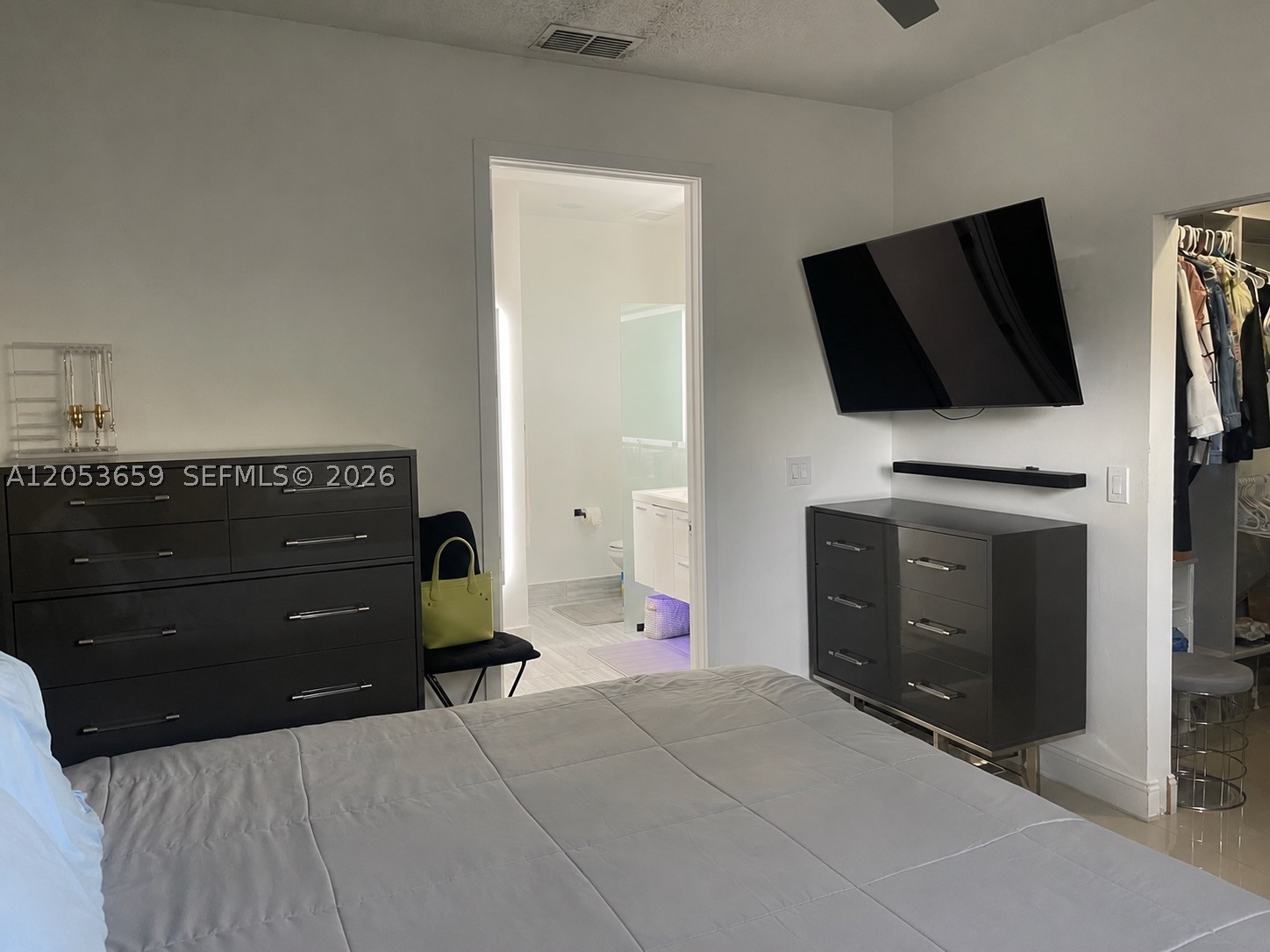 CINNAMON PLACE II - Residential