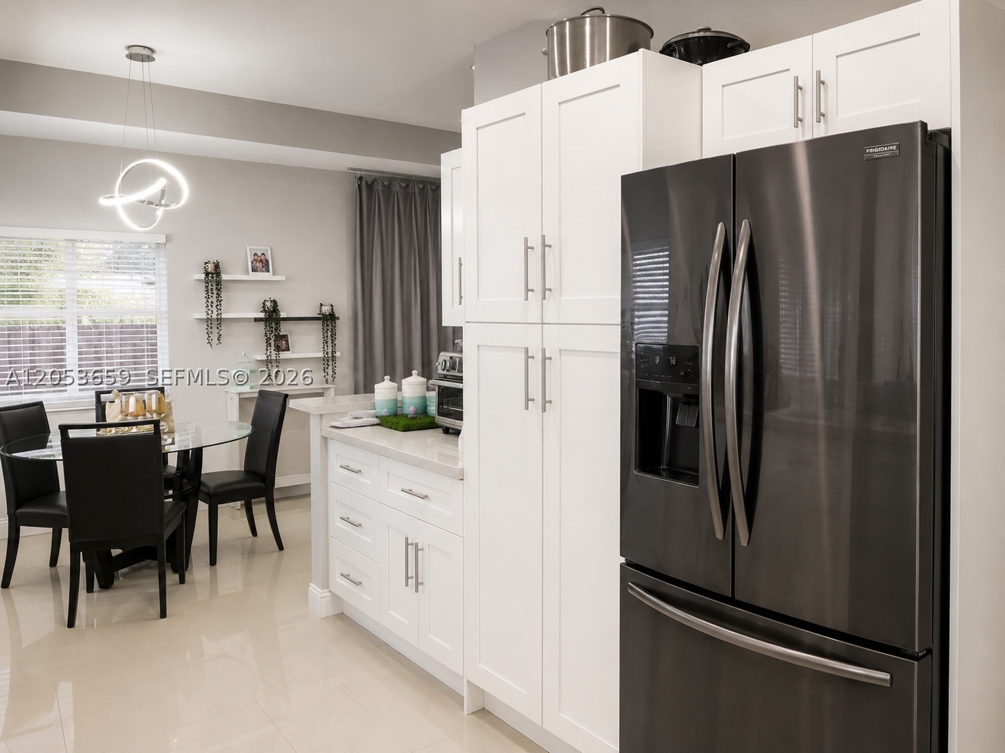 CINNAMON PLACE II - Residential