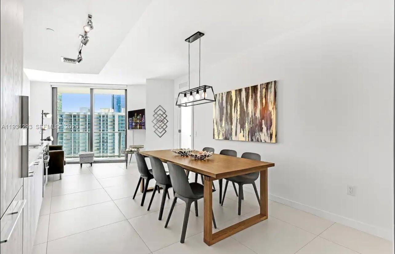 PARAISO BAYVIEWS CONDO - Residential Lease