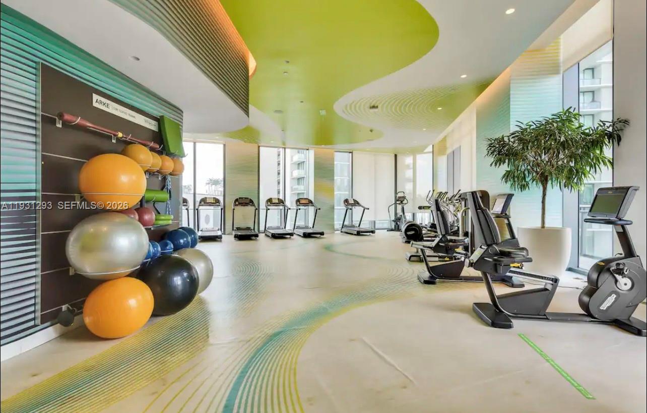 PARAISO BAYVIEWS CONDO - Residential Lease