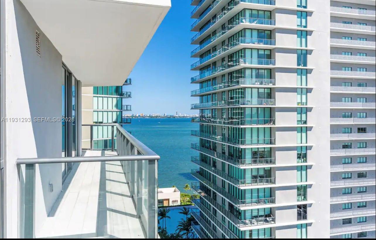 PARAISO BAYVIEWS CONDO - Residential Lease