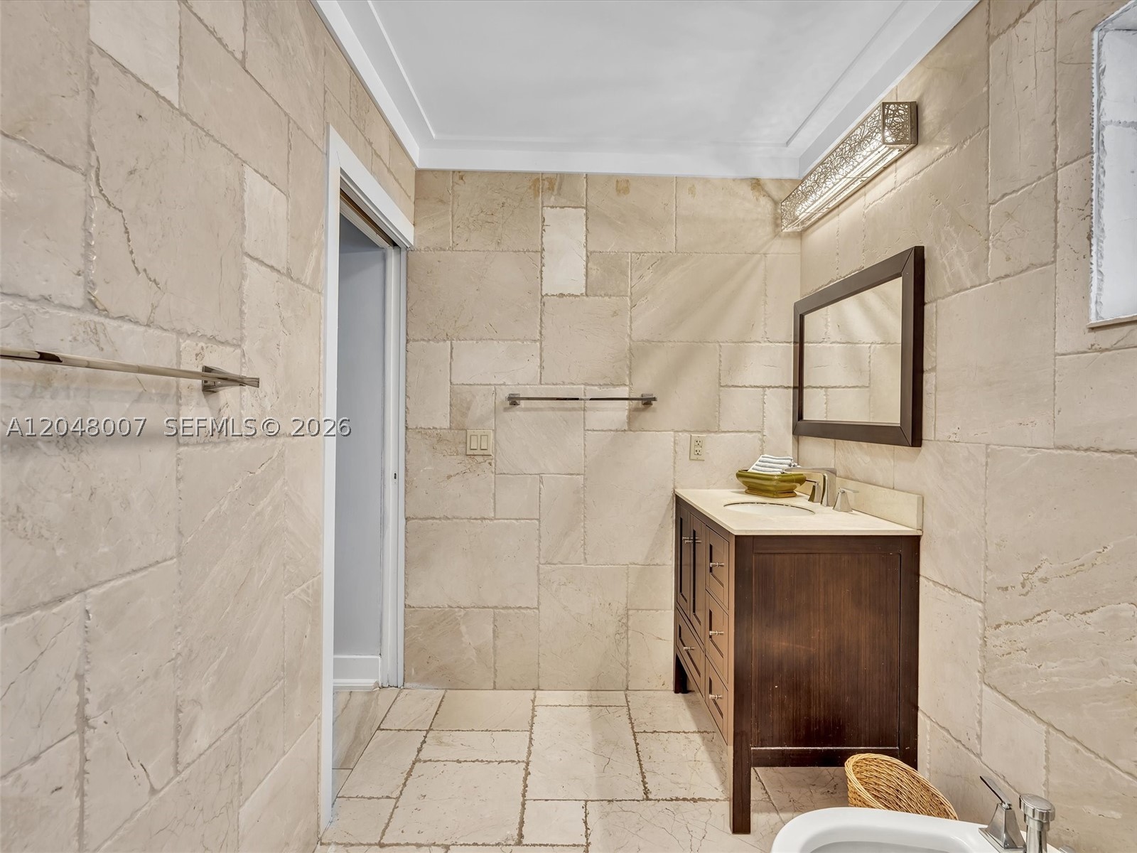 FAIRLAWN - Residential