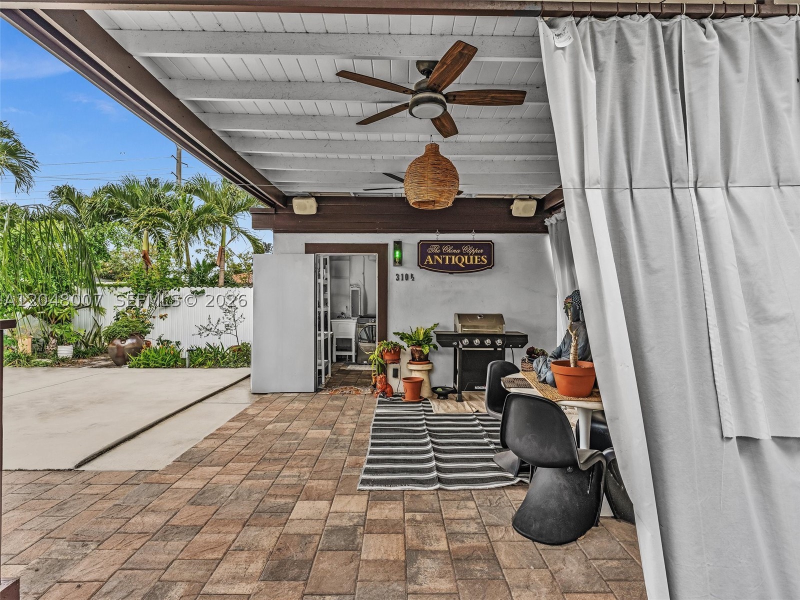 FAIRLAWN - Residential