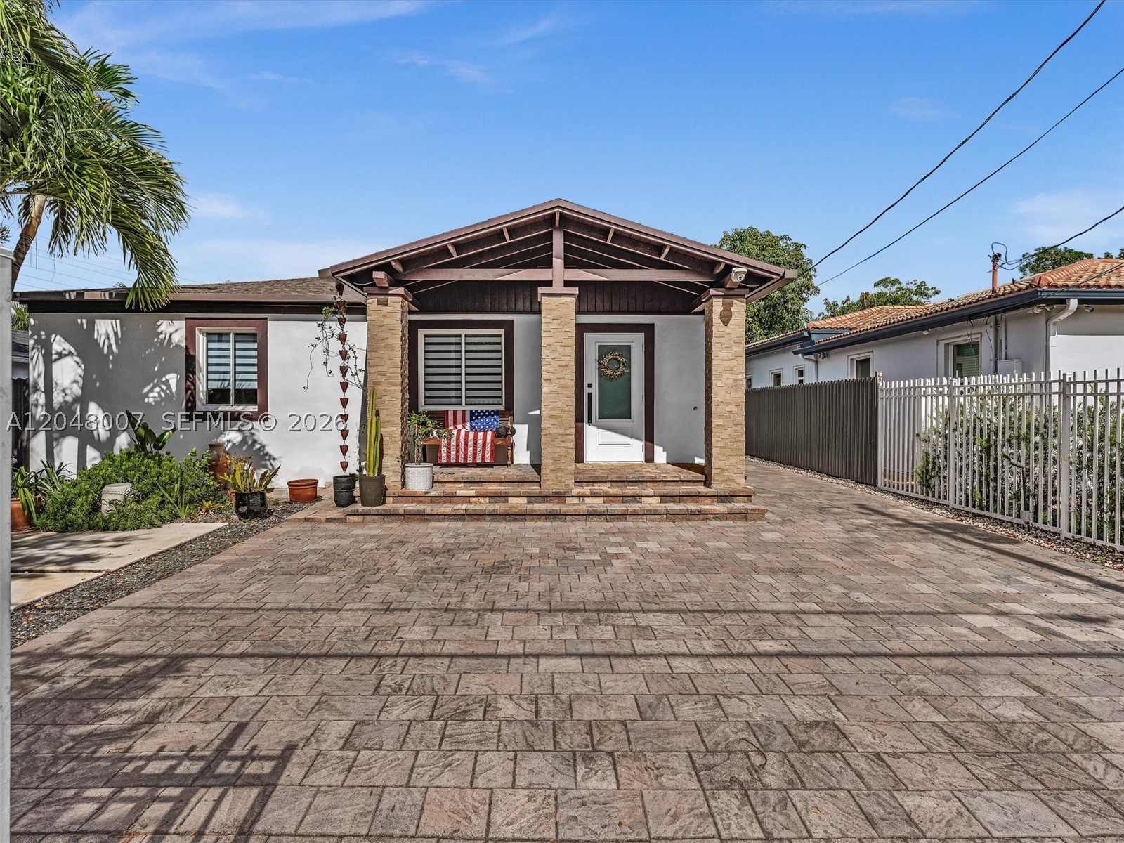 FAIRLAWN - Residential