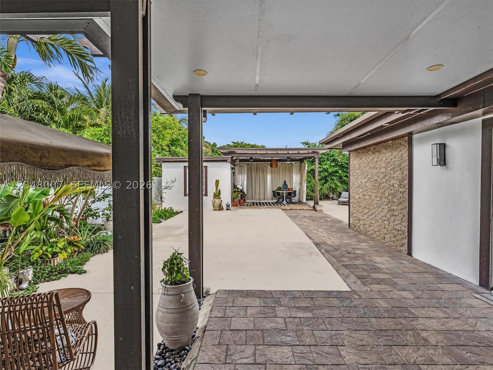 FAIRLAWN - Residential